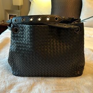 Bottega Veneta- Intrecciato Bella Tote